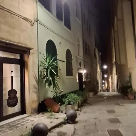 Casa Del Cuore * Genua